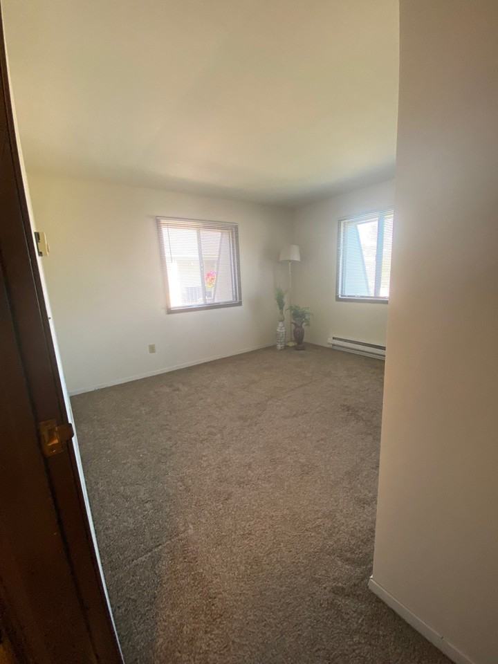 1712 S 115th Ct #2 - Photo 6 of 13