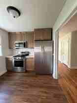 2121 Auburn St #1E - Photo 1 of 1