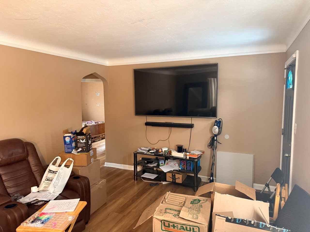 21410 Clare Ave - Photo 4 of 6