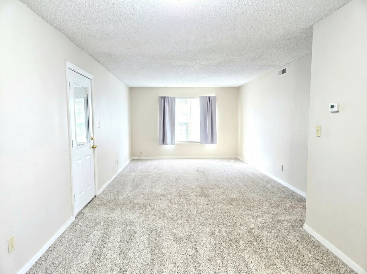 3032 Sw Lydia Ave #103 - Photo 2 of 11