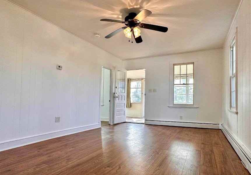 519 Barber Ave - Photo 2 of 10