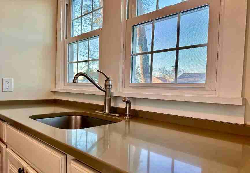 519 Barber Ave - Photo 5 of 10