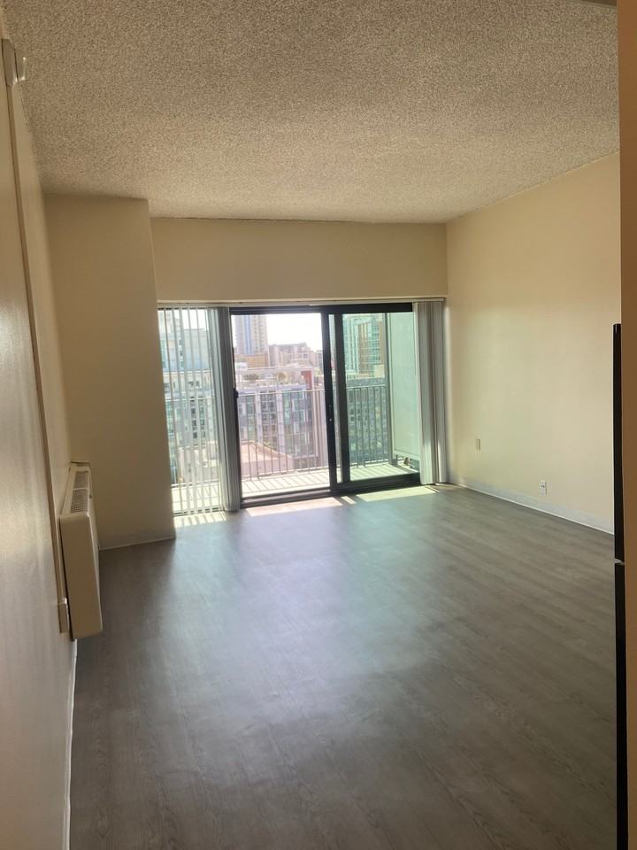 1455 2nd Ave - Photo 4 of 12