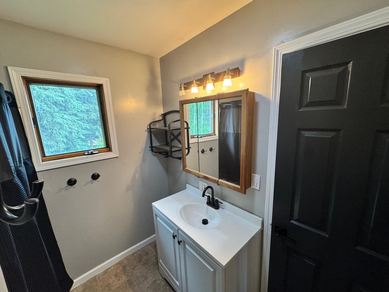 5252 Fairchild Ave - Photo 4 of 14