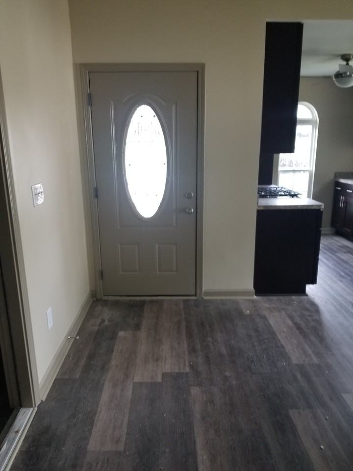 3961 Glenwood Downs Ln - Photo 5 of 10