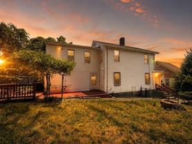 185R Heath St - Photo 1 of 1