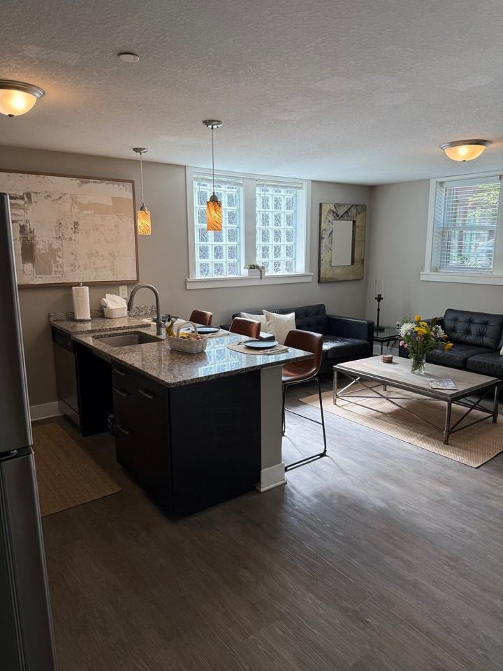 3515 2nd Ave S - Photo 4 of 18