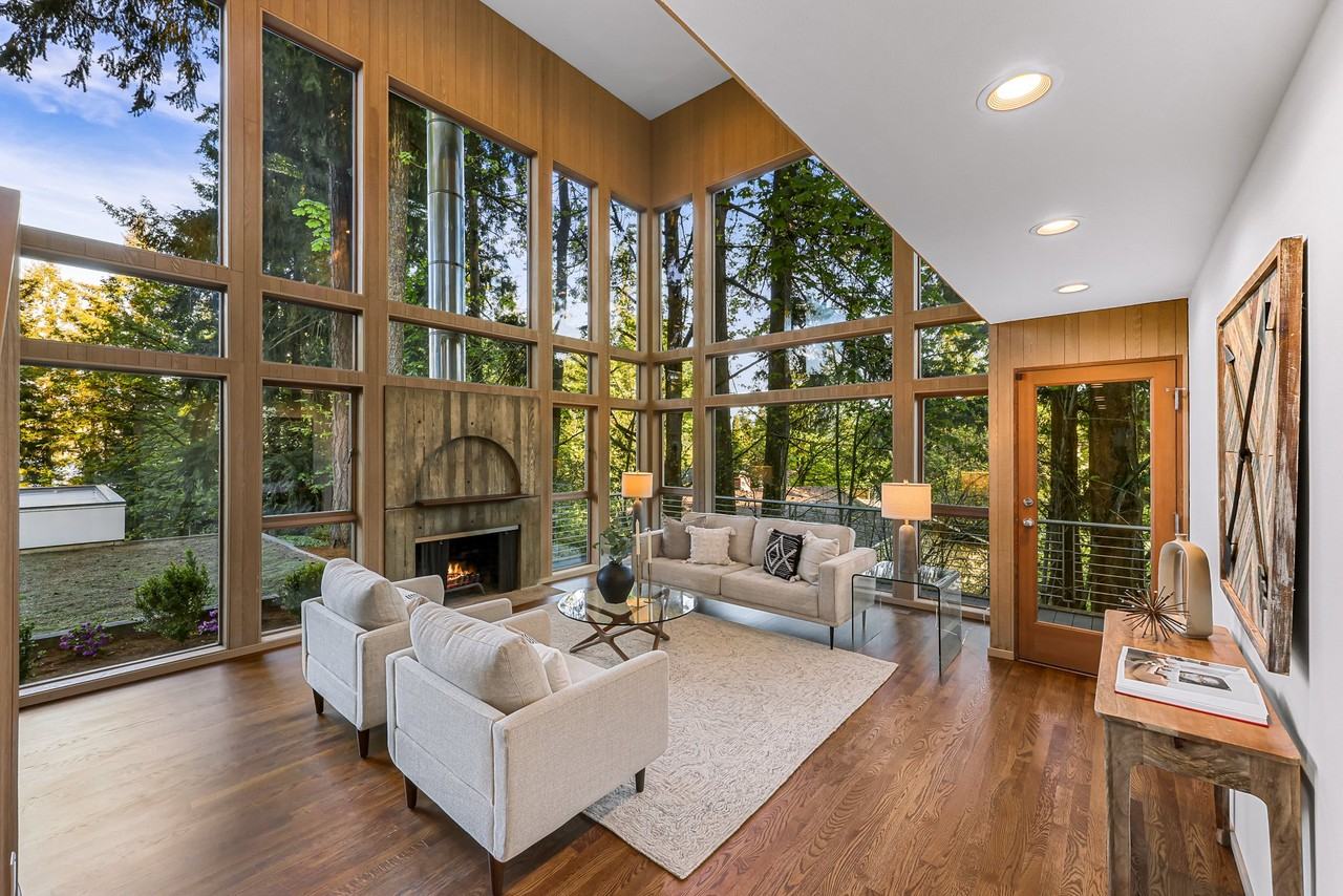 2261 W Lake Sammamish Pkwy Se - Photo 2 of 16