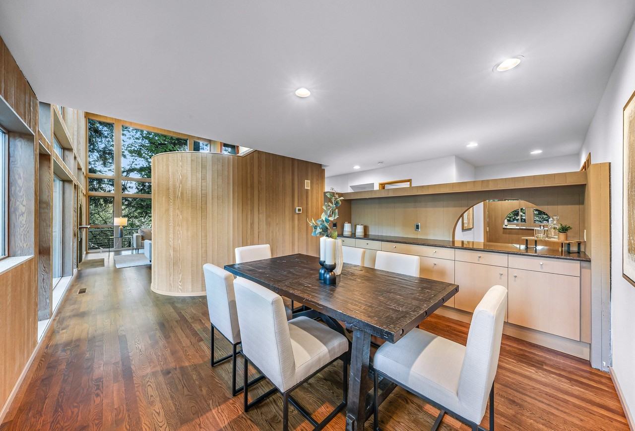 2261 W Lake Sammamish Pkwy Se - Photo 3 of 16