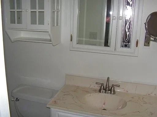 828 15th St - Photo 7 of 7