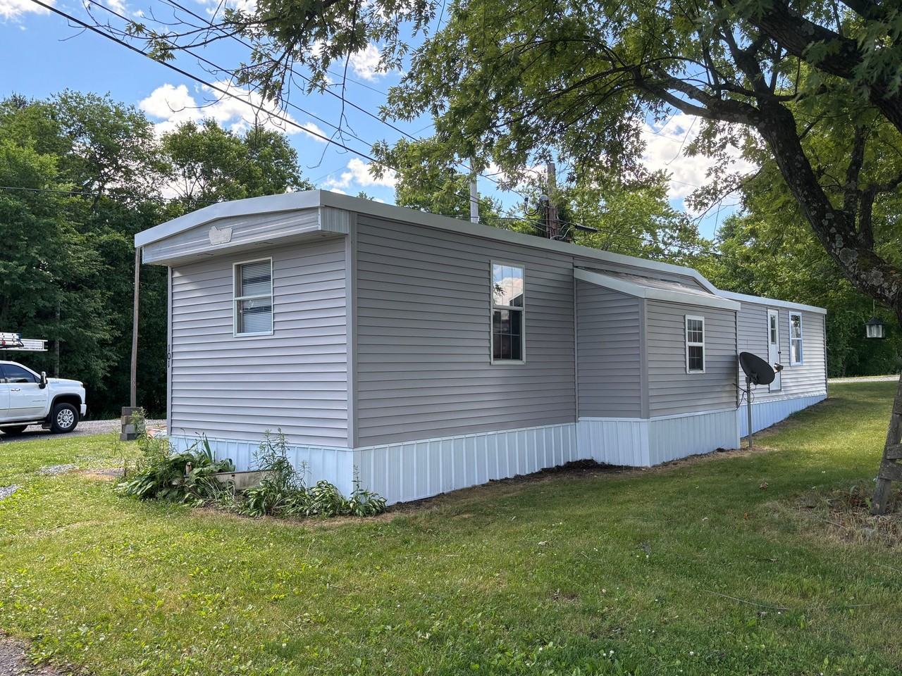 101 Breezewood Park Rd - Photo 3 of 9