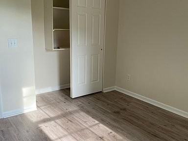 3852 Wedgefield Ct - Photo 6 of 10