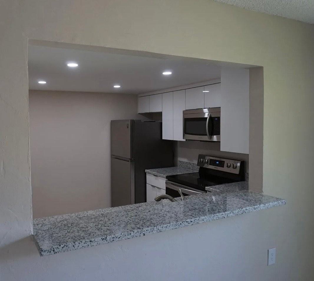 11285 N Kendall Dr #L105 - Photo 2 of 14