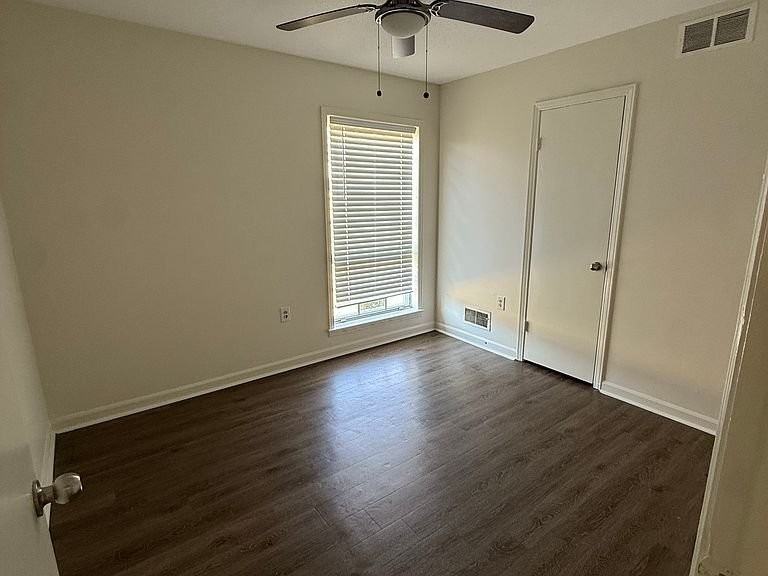 7176 Pam Dr - Photo 7 of 10