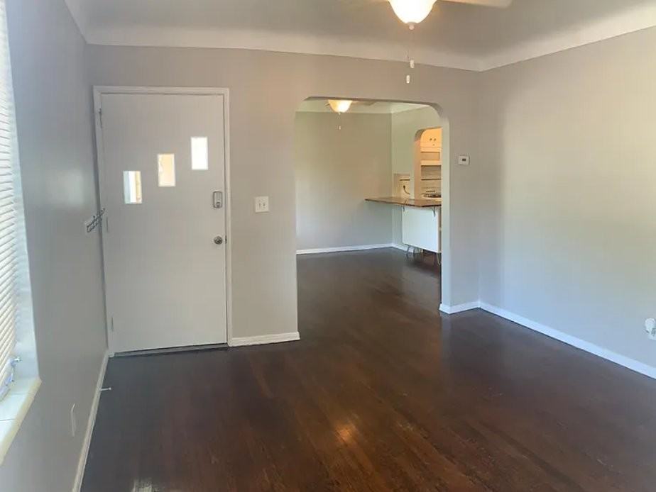 4930 14th Ave S #B - Photo 3 of 11