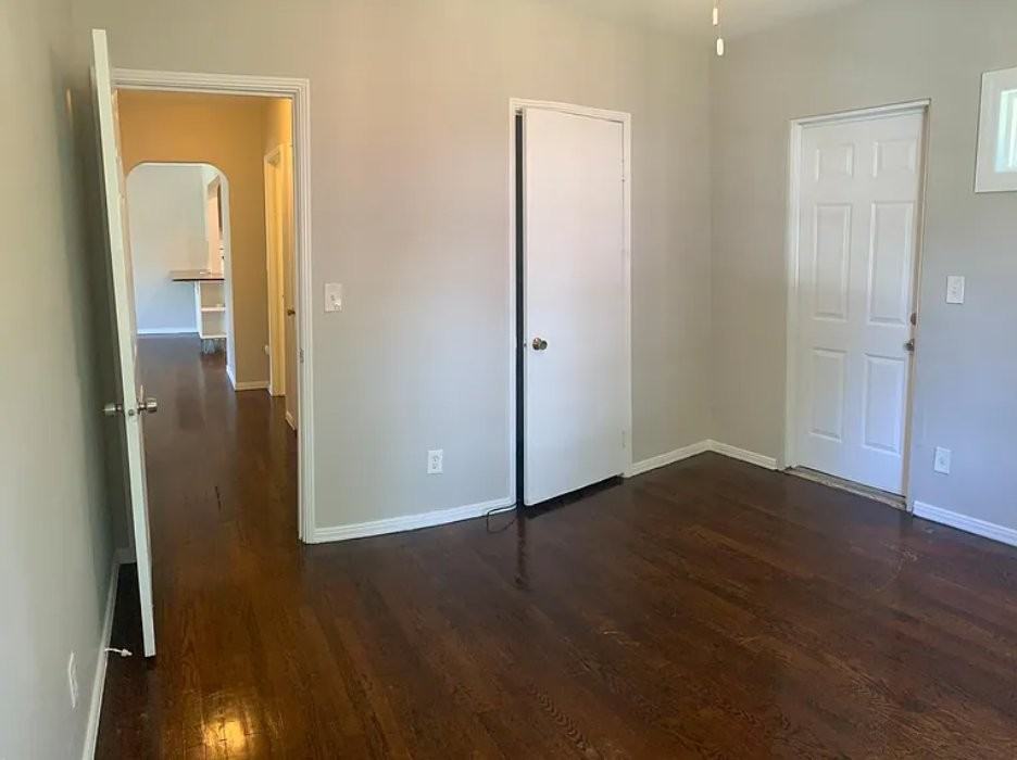 4930 14th Ave S #B - Photo 7 of 11