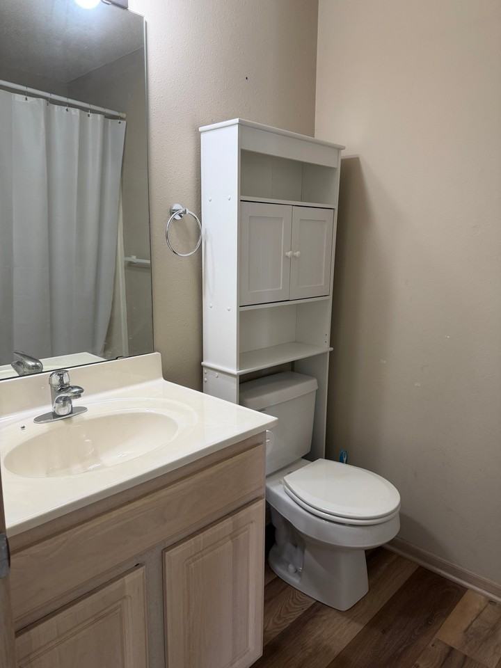 9704 N Lewis Ave - Photo 7 of 17