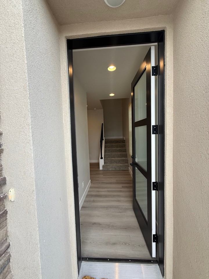2333 E Kiabito Ln - Photo 2 of 11