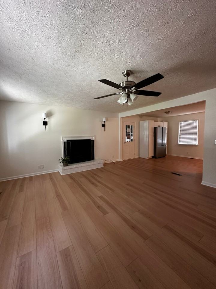 132 Fox Ridge Dr - Photo 2 of 20