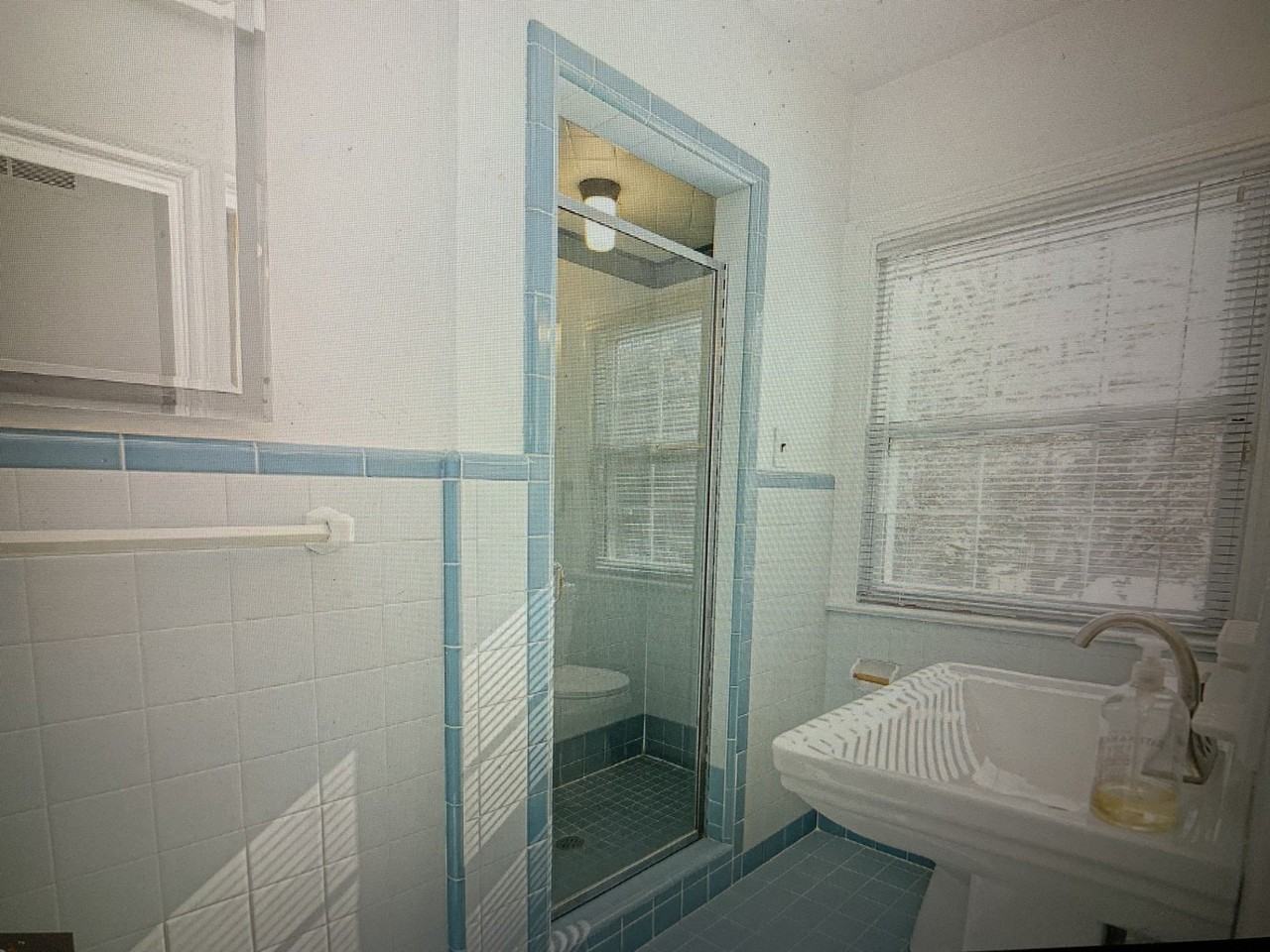 526 Williams Rd - Photo 5 of 6