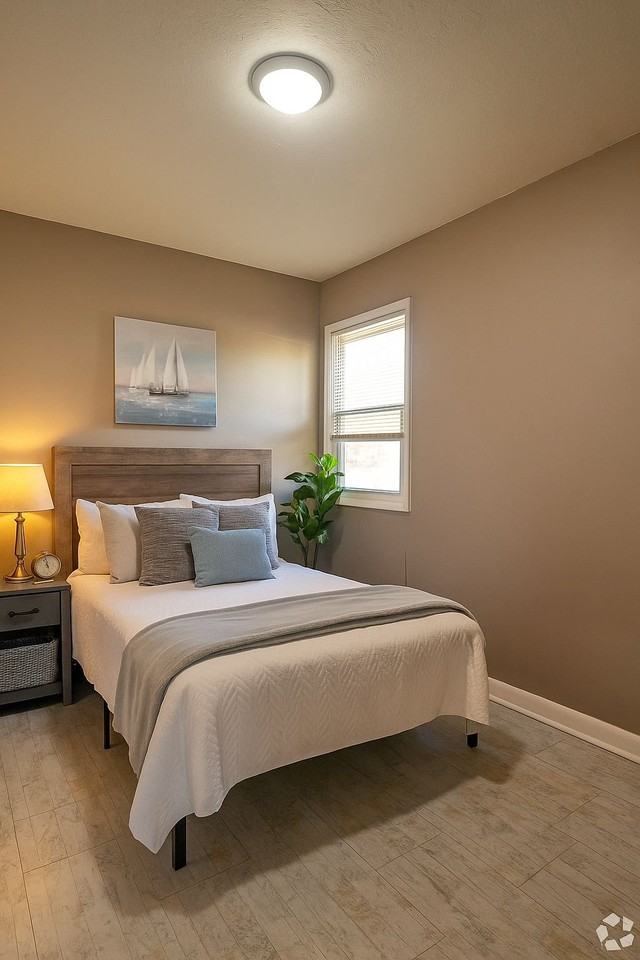 601 Moses Dr #2-2 - Photo 6 of 8