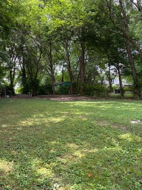 3840 W Muhammad Ali Blvd - Photo 2 of 9