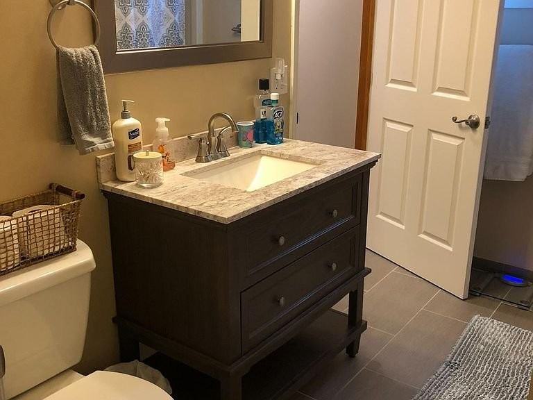 881 Linden Ave - Photo 5 of 11