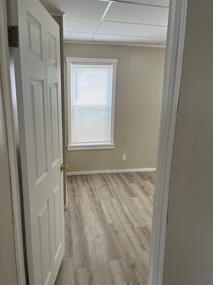 22 Flint St #2 - Photo 2 of 10
