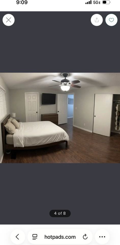 1682 E St #B - Photo 3 of 7