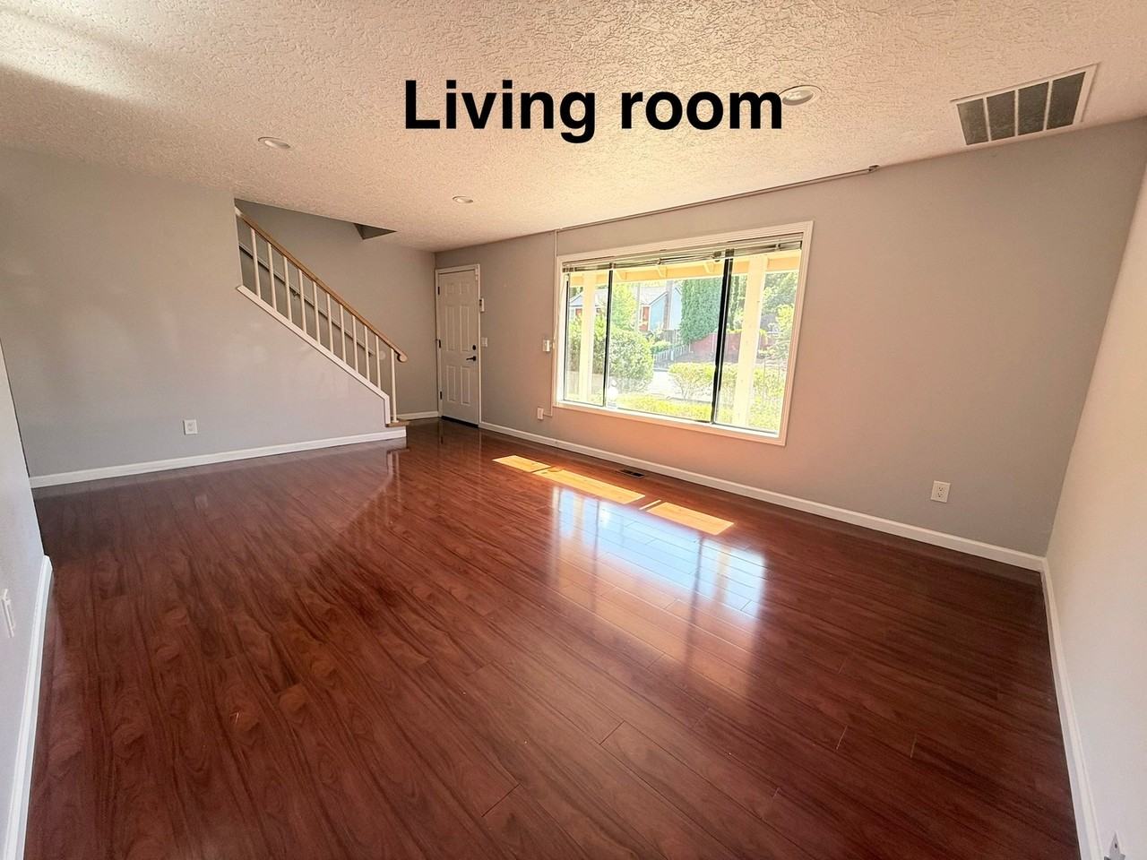 16725 Se Naegeli Dr - Photo 3 of 20