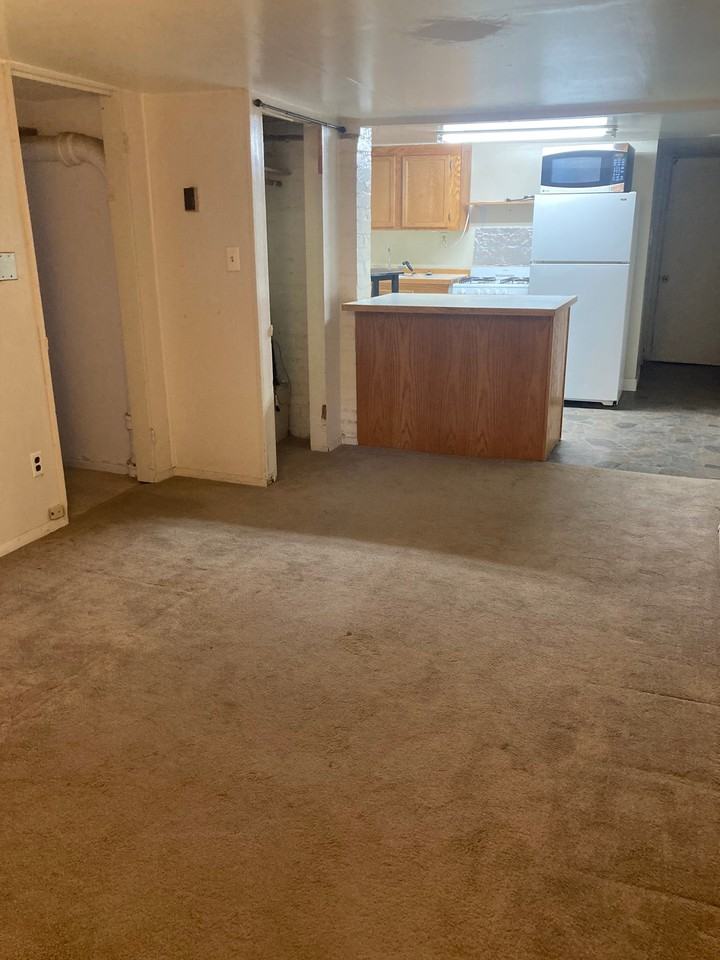 127 Southeast #6 - Photo 4 of 10