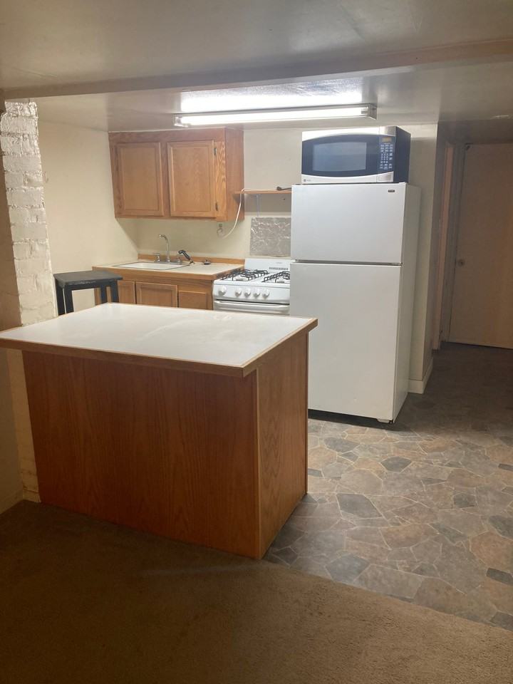 127 Southeast #6 - Photo 6 of 10