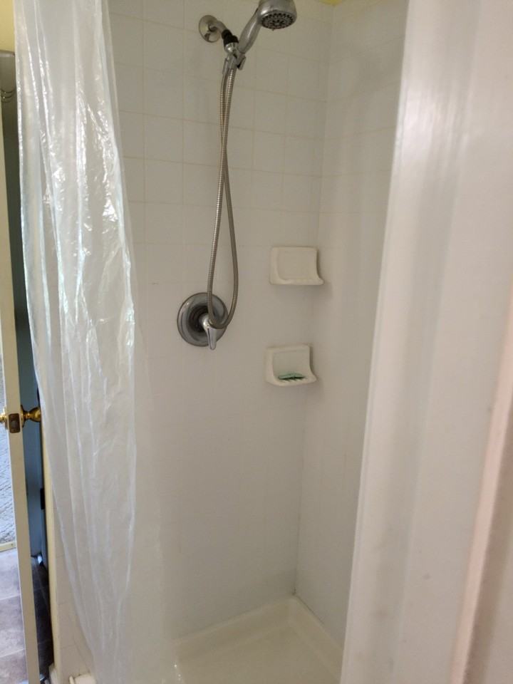 3200 Tayloe Ct - Photo 6 of 10