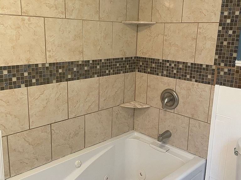 70 Lakeshire Rd - Photo 5 of 11