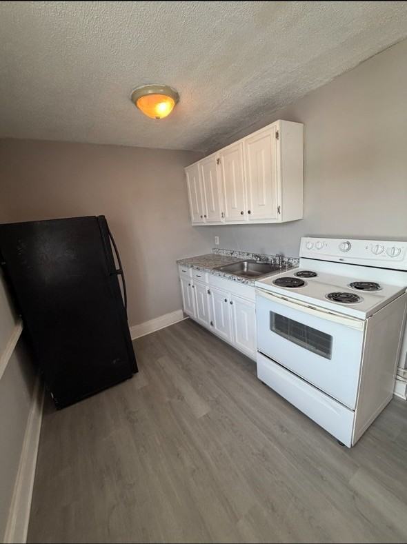 103 Carbon St #7 - Photo 3 of 4