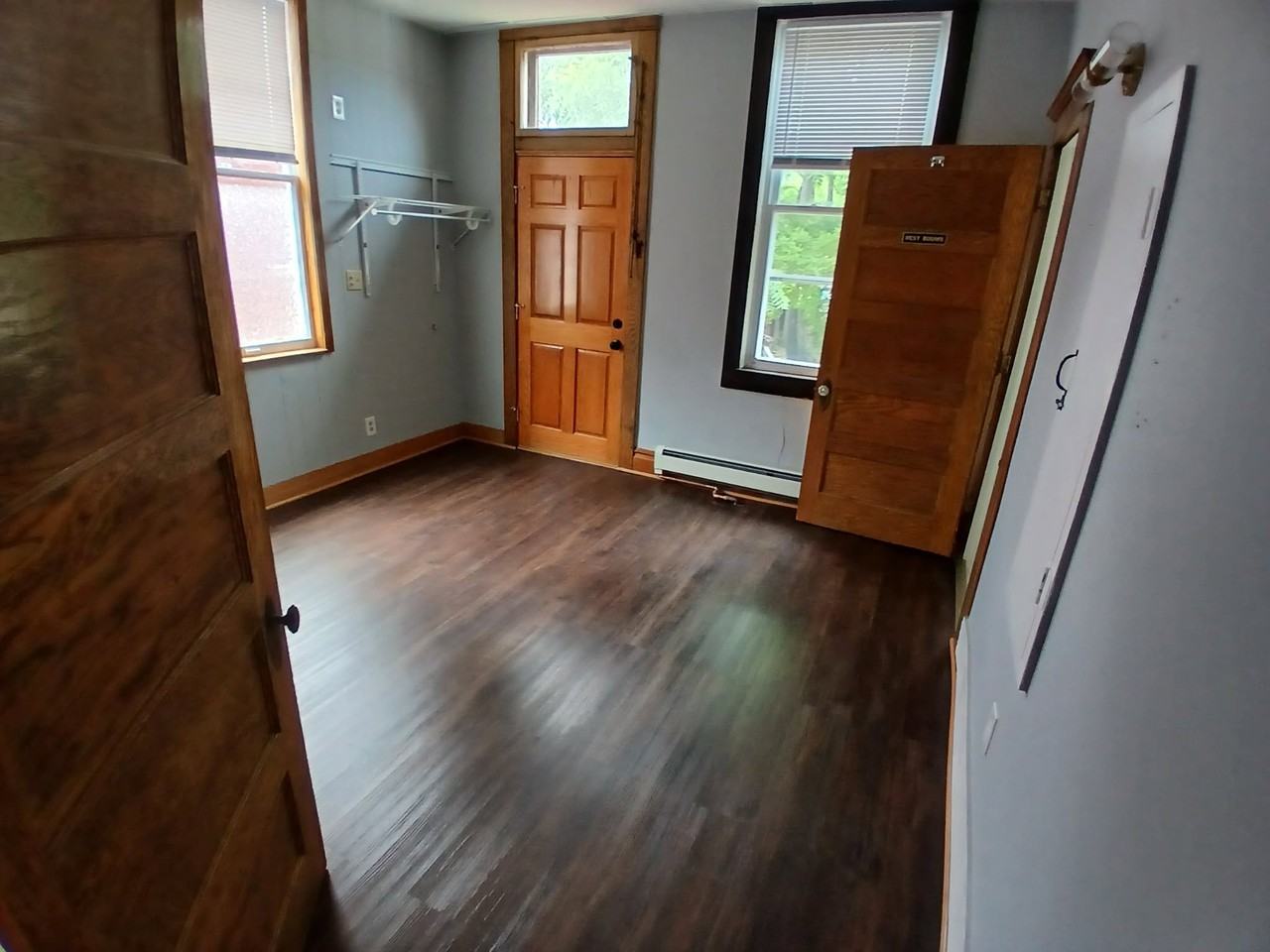 133 Virginia Ave #B - Photo 5 of 8