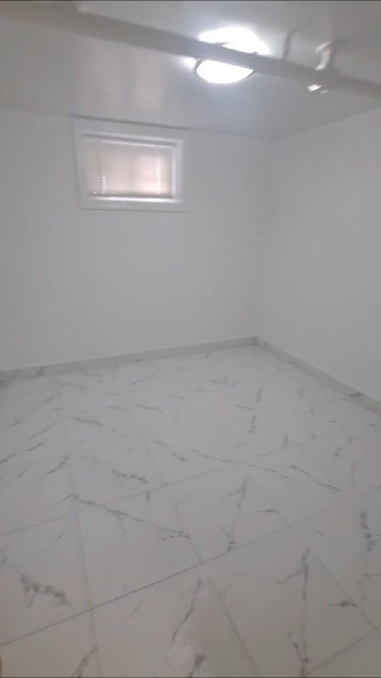 3139 84th St - Photo 2 of 3