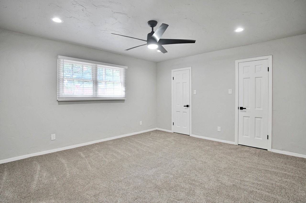 3811 63rd Dr - Photo 6 of 17