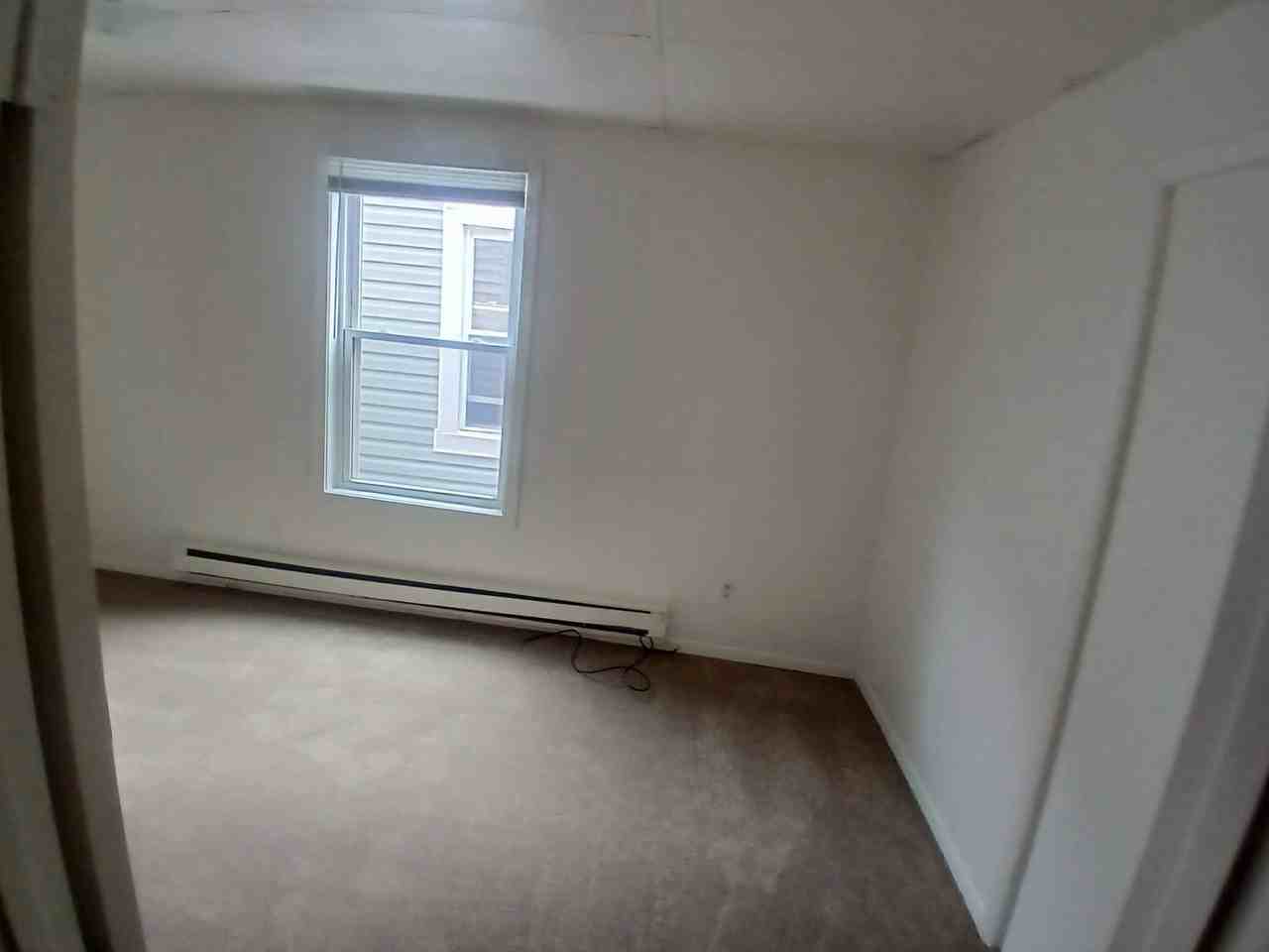 1315 Virginia Ave - Photo 7 of 15