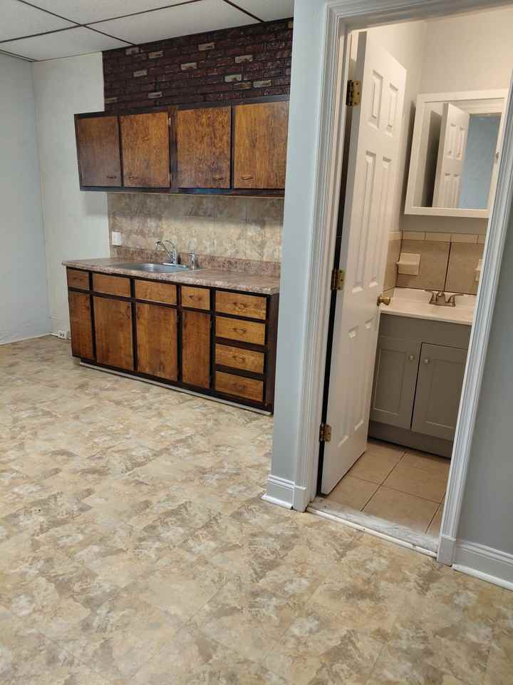22 N Kresson St - Photo 3 of 9