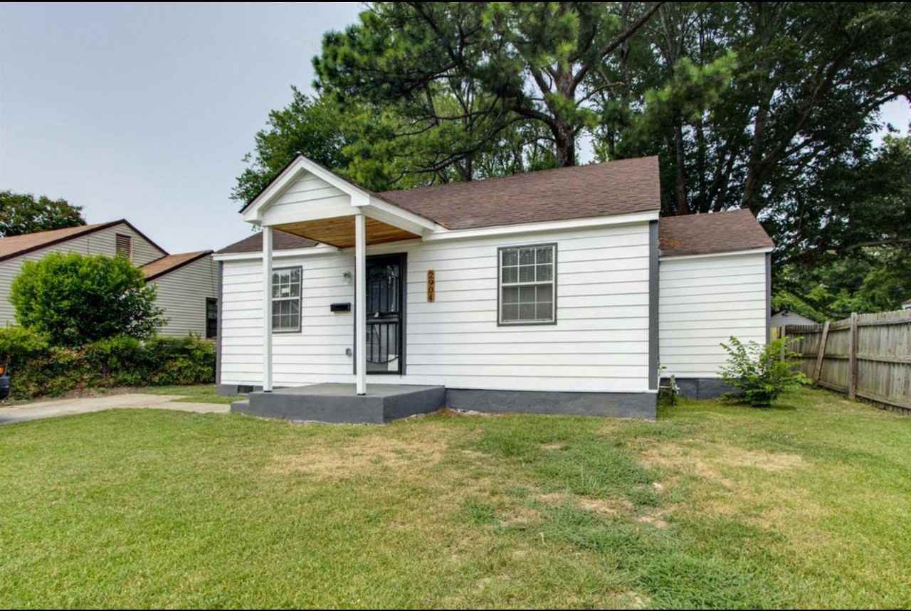 2904 Barron Ave - Photo 2 of 14