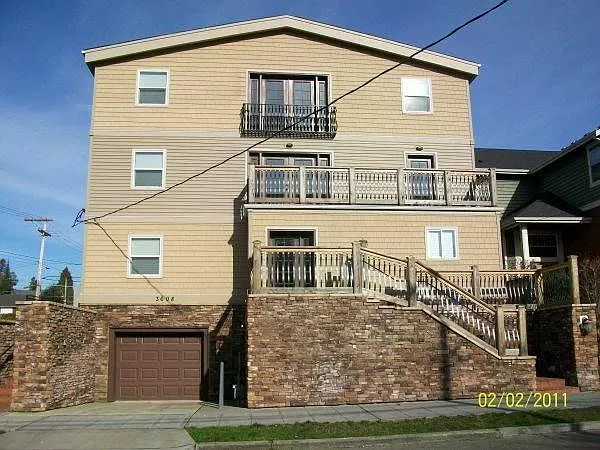 3608 Ne 44th St #8 - Photo 7 of 7