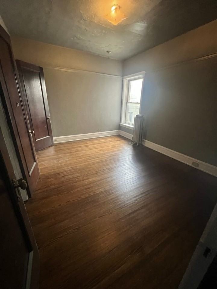 4956 S Michigan Ave #3N - Photo 6 of 6
