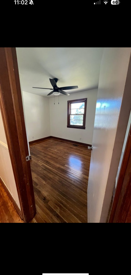502 Grace St S #NA - Photo 7 of 12