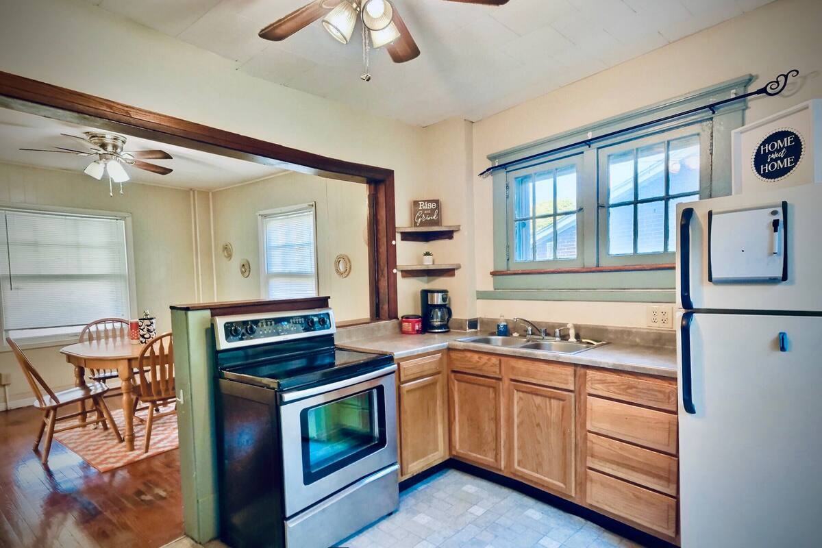 696 Fayette St #NA - Photo 4 of 18
