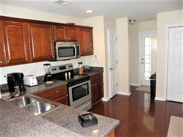 798 Haystack Way #NA - Photo 3 of 6