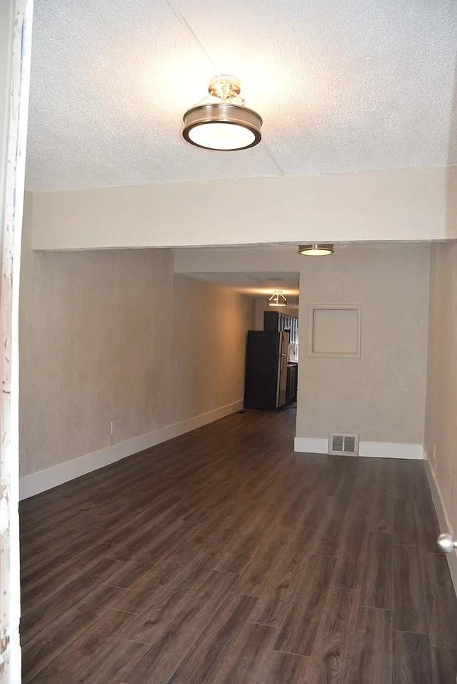 3004 N Downing St - Photo 6 of 9