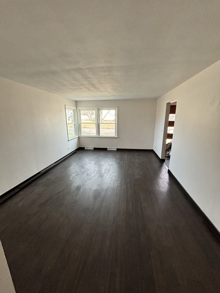 2047 Ravine St #2047 - Photo 4 of 10