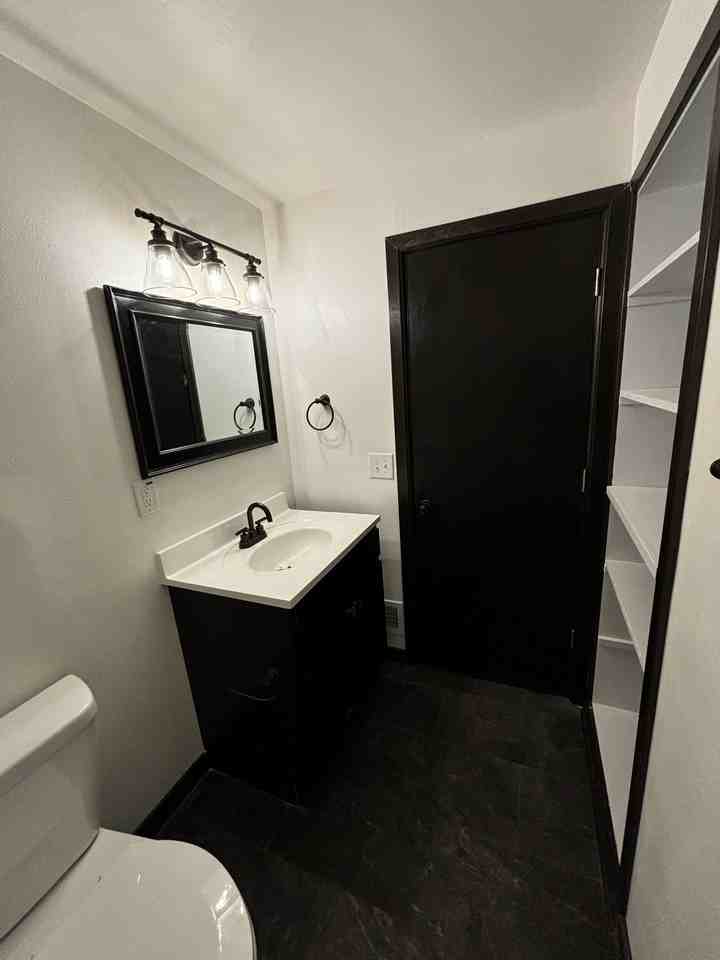 2047 Ravine St #2047 - Photo 7 of 10