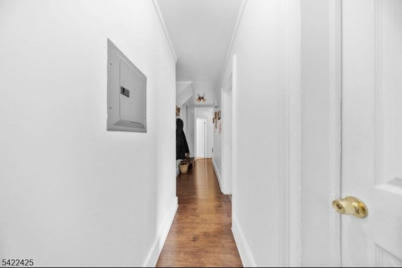39 Atno Ave #2 - Photo 5 of 27